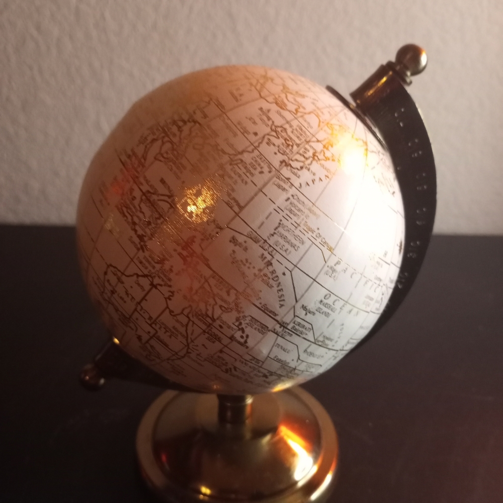 Wayfair White & Gold Mini Desk GlobeWayfair White & Gold Mini Desk Globe